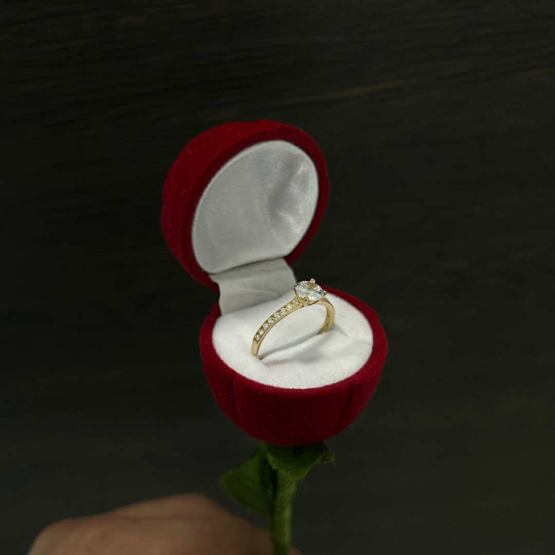 Estuche para Anillos de Flores de Rosas Rojas