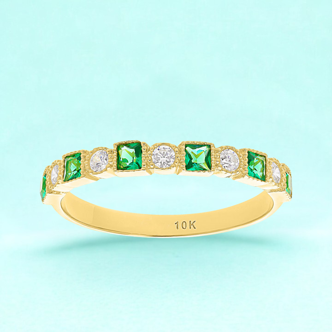 Anillo churumbela con piedras verdes en Oro amarillo de 10k