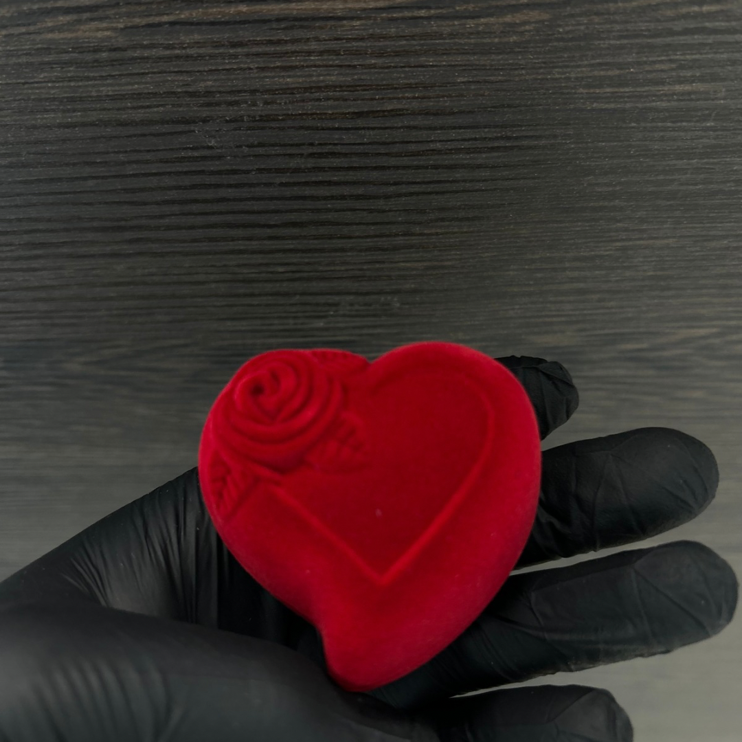 Estuche Corazón Para Anillo O Aretes Terciopelo Rojo en Mty