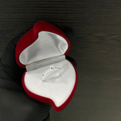 Estuche Corazón Para Anillo O Aretes Terciopelo Rojo en Mty