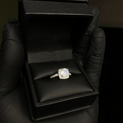 Anillo de compromiso Caro Amour en plata 925