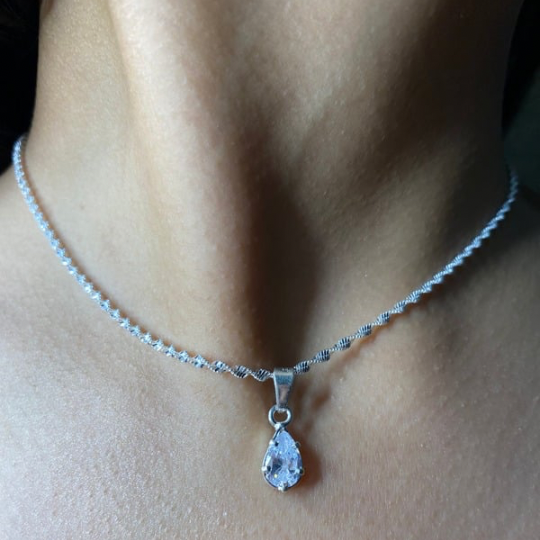 Dije de Gota con Cadena Torsal en plata 925